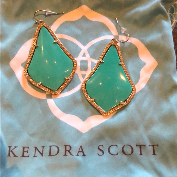 Kendra Scott Jewelry - Turquoise Kendra Scott Drop Earring